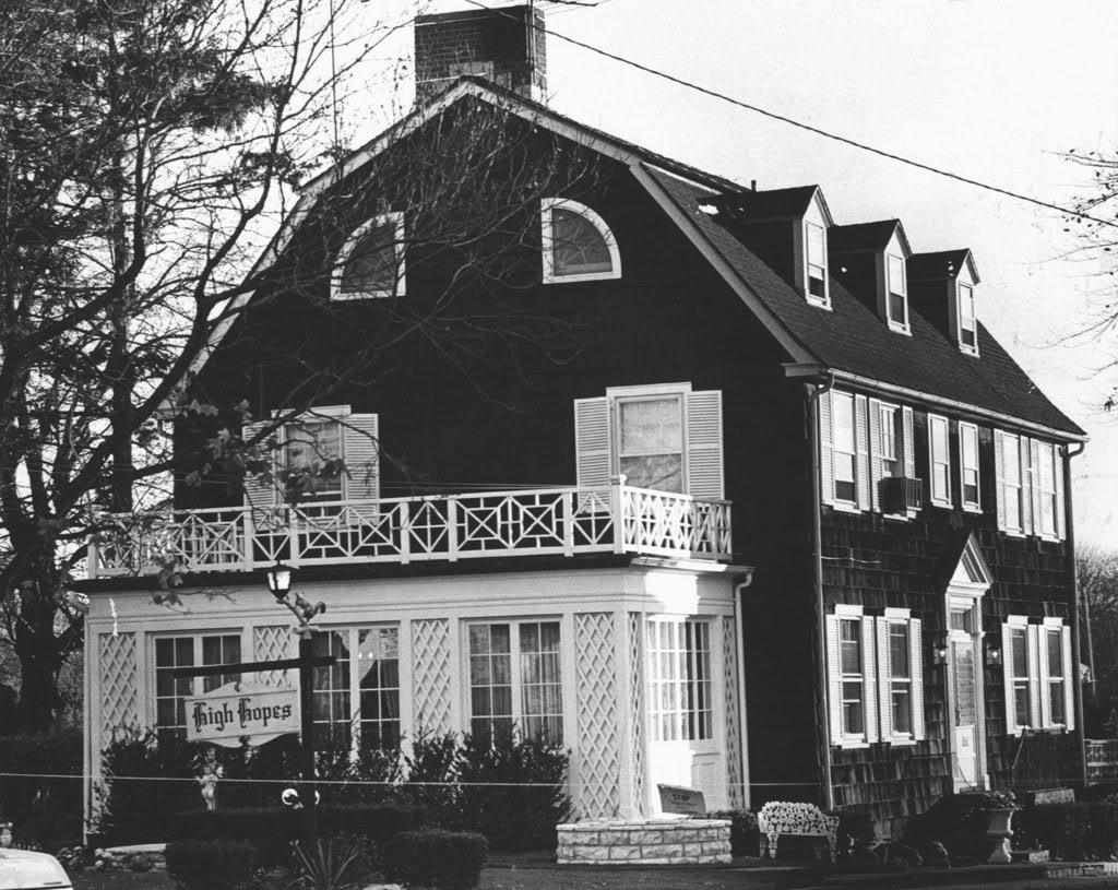 Facade of amityville horror house