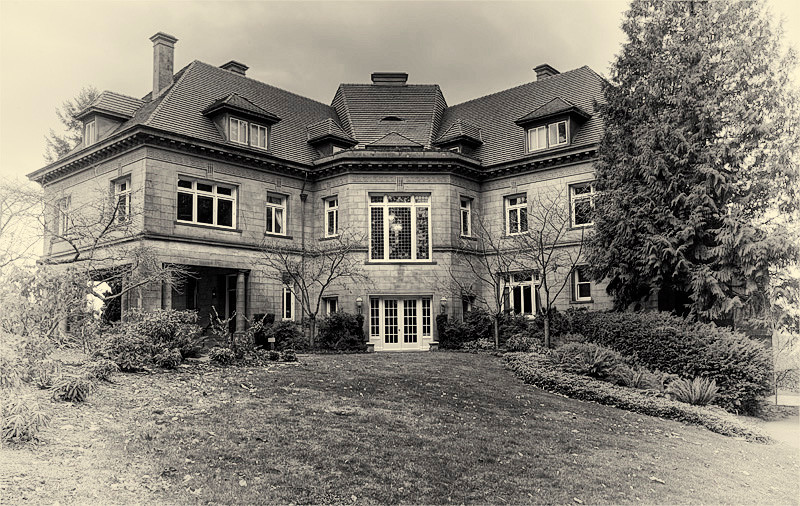 facade of Pittock Mansion in the 1940s