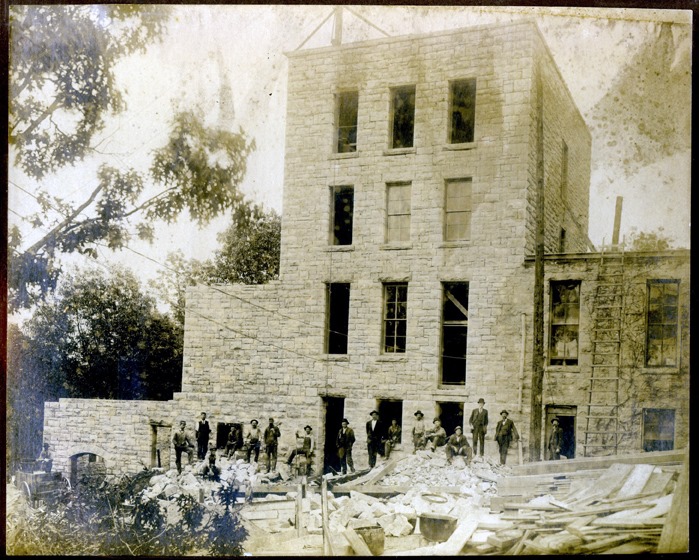 Cresent Hotel and Spa construction in 1886