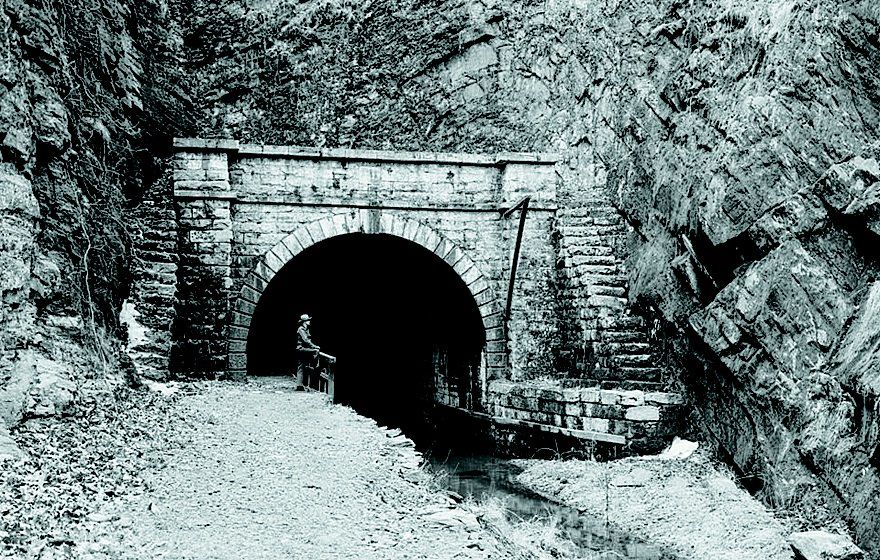paw paw tunnel early days