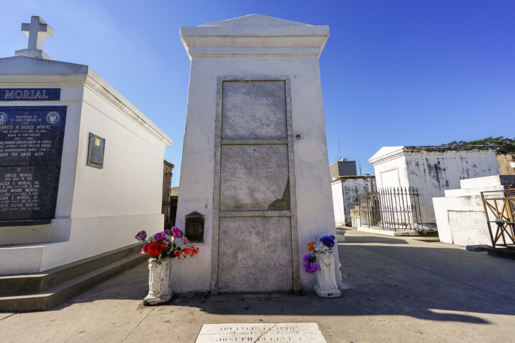 tomb of marie laveau 1