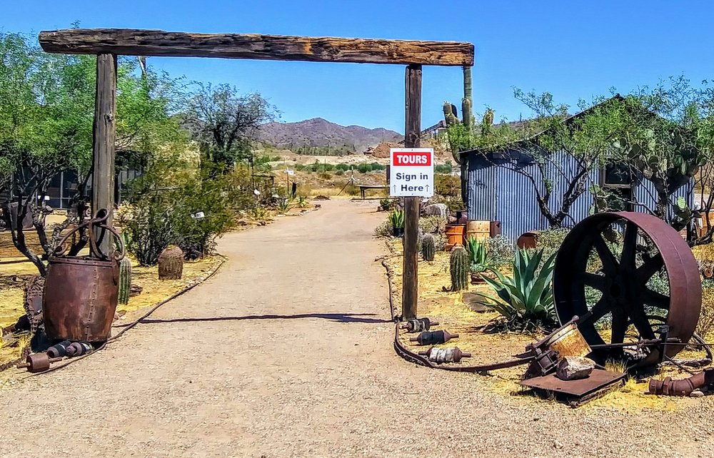 Vulture city gold mine entrance