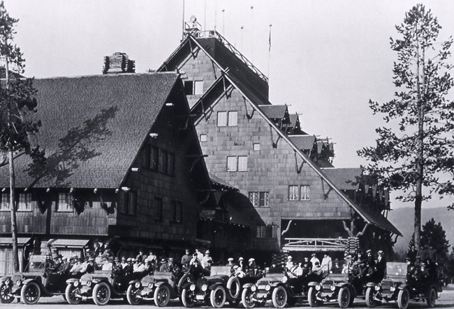 Old Faithful Inn 1904