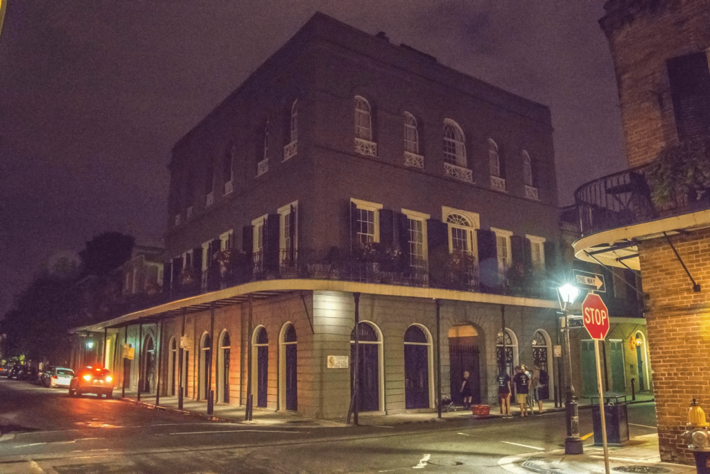 night shot of lalaurie mansion in new orleans 1